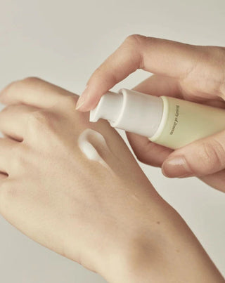 Ορός φωτεινότητας και καταπραϋντικός ορός προσώπου Light On Serum με βιταμίνη C και Centella Asiatica Beauty of Joseon - 2