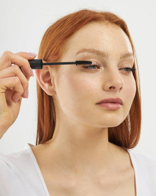 Μάσκαρα πύκνωσης, επιμήκυνσης και πύκνωσης με καστορέλαιο Nutridome - 2