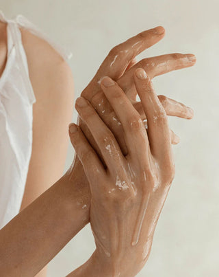 Θρεπτικό έλαιο αφαίρεσης μακιγιάζ με Ginseng Ginseng Cleansing Oil Beauty of Joseon - 2