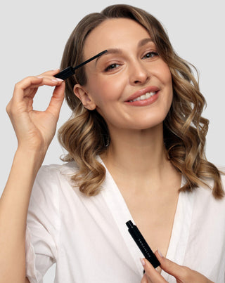 Διαφανές τζελ πλαστικοποίησης φρυδιών με αλόη βέρα και πανθενόλη Nutridome