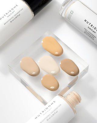 Φωτεινό ενυδατικό foundation με υαλουρονικό οξύ 01 Porcelain Nutridome