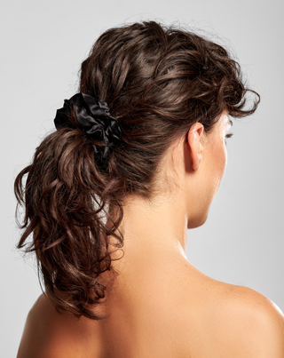 Σετ μαύρα ελαστικά μαλλιών από 100% φυσικό μετάξι Twisty 3 τεμ. - 2